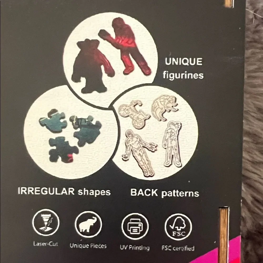 Netflix Stranger Things Premium Wooden Puzzle - THE FIGHT FOR HAWKINS S4